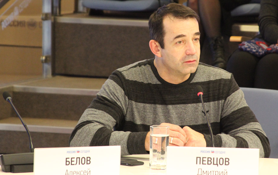 Дмитрий Певцов